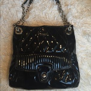 COACH PATENT LEATHER PURSE CHAIN HANDLES